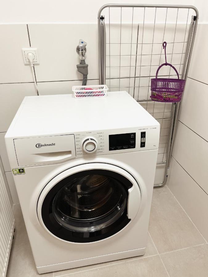 Bohnapartments Elisa - Wohlfuehlapartment Mit 2 Gratis Parkplaetzen Und 3 Schlafzimmern - Wlan - Vollausstattung Erfurt Dış mekan fotoğraf
