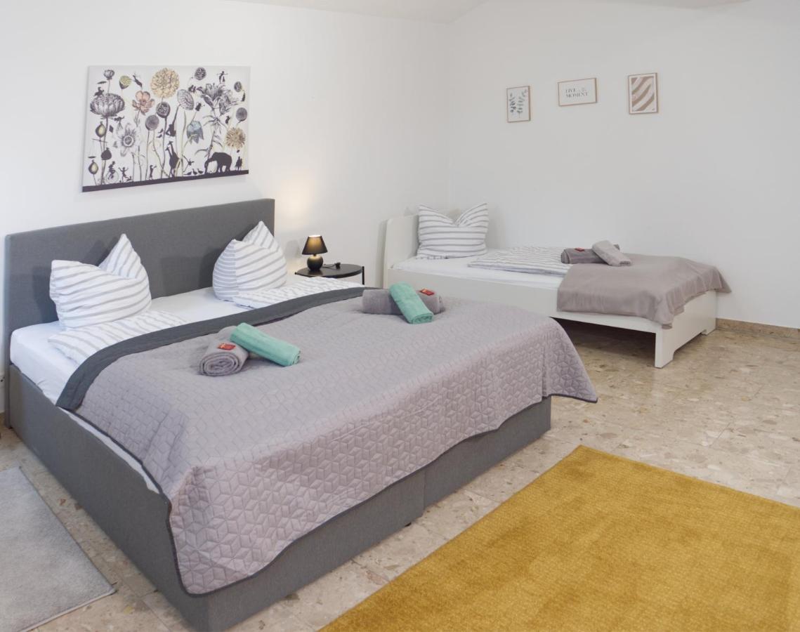 Bohnapartments Elisa - Wohlfuehlapartment Mit 2 Gratis Parkplaetzen Und 3 Schlafzimmern - Wlan - Vollausstattung Erfurt Dış mekan fotoğraf