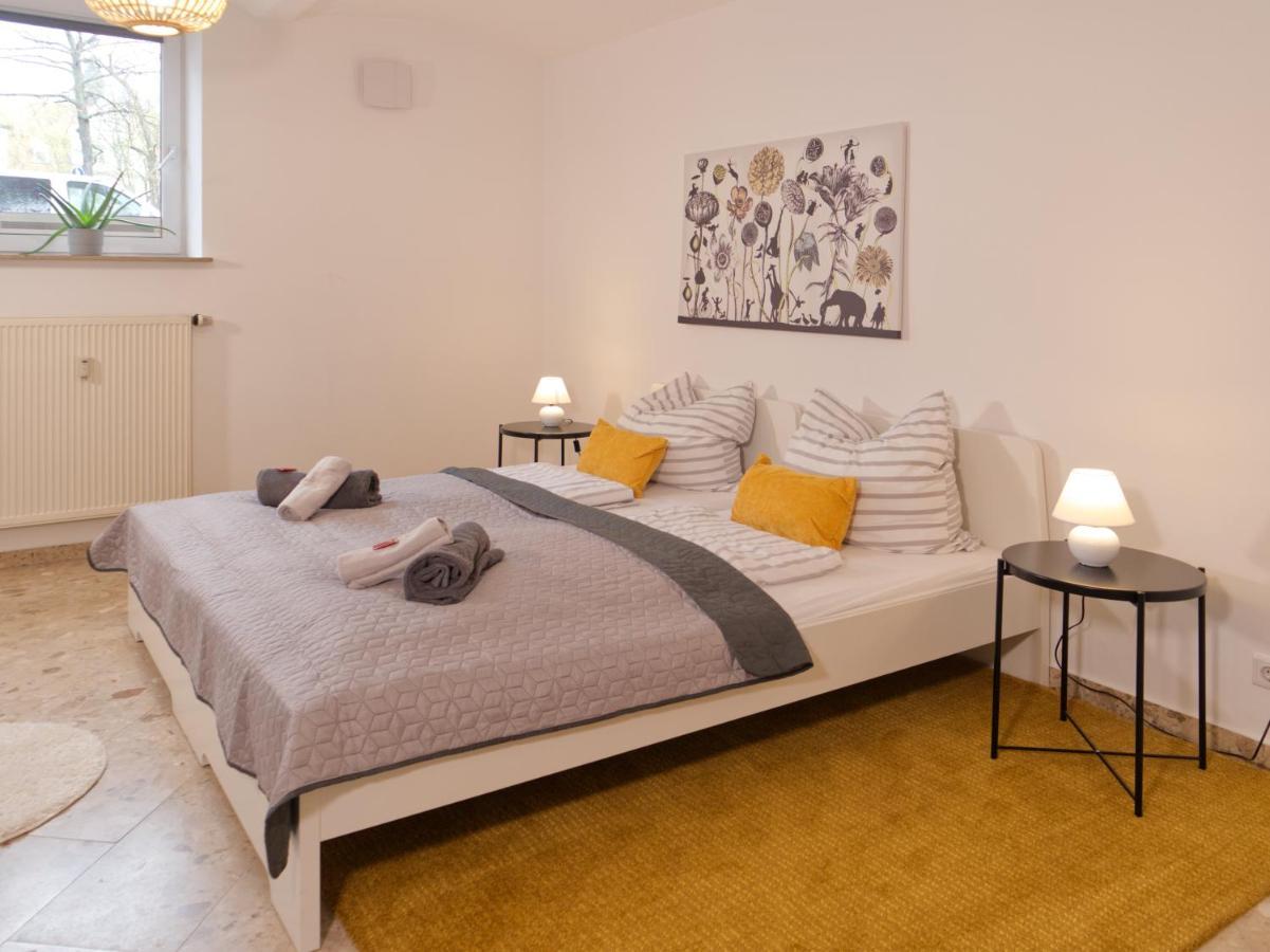 Bohnapartments Elisa - Wohlfuehlapartment Mit 2 Gratis Parkplaetzen Und 3 Schlafzimmern - Wlan - Vollausstattung Erfurt Dış mekan fotoğraf