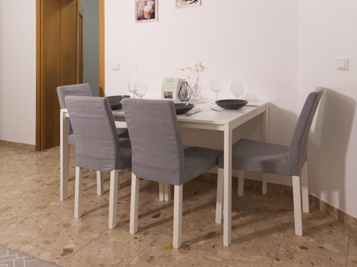 Bohnapartments Elisa - Wohlfuehlapartment Mit 2 Gratis Parkplaetzen Und 3 Schlafzimmern - Wlan - Vollausstattung Erfurt Dış mekan fotoğraf